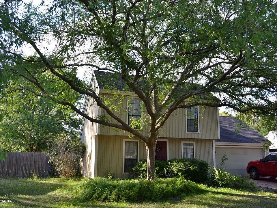 2nd image of 10380 Arrow Bluff Ct
