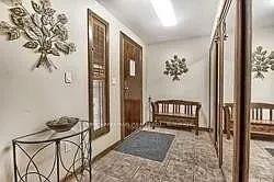 6 bed, $3,950 — Photo 2