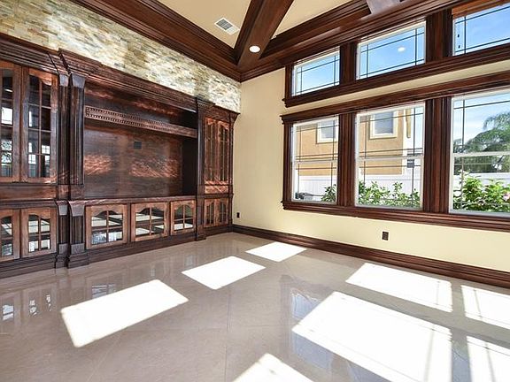 4th image of 3967 Golden Finch Way