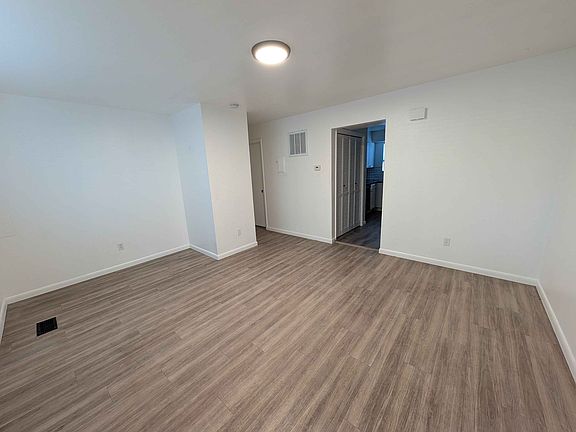 3rd image of 361 E Park Creeke Ln #C