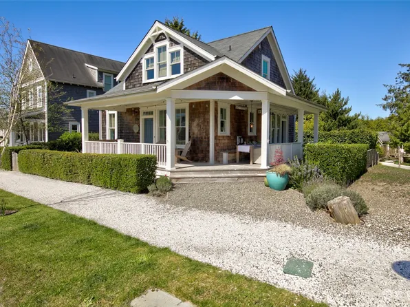 239 Meriweather Street, Pacific Beach, WA 98571