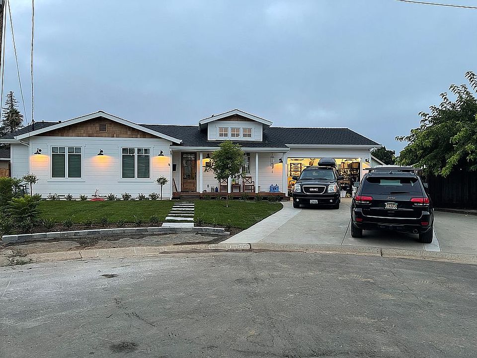 1st image of 15073 Nadine Ct