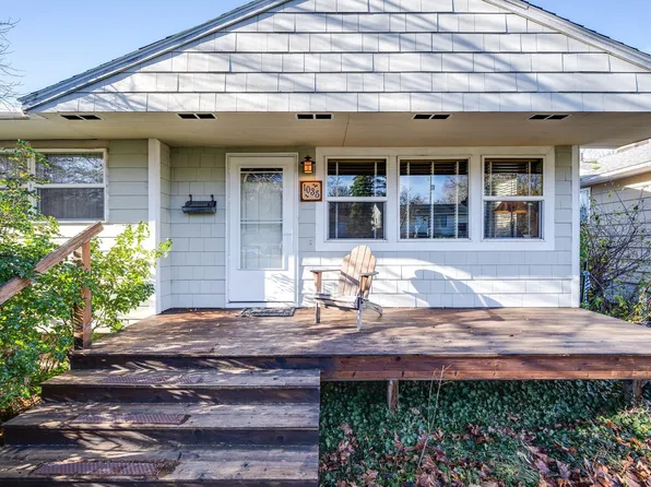 1035 NW Clifford St, Pullman, WA 99163