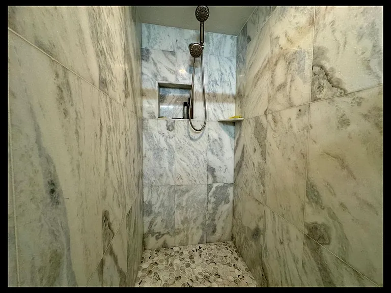 5201 NW 2nd Ave #415 — Photo 6