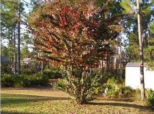 2445 Crescent Rd, Navarre, FL 32566