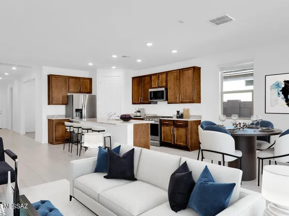 9997 S Arnold Ranch Ct, Vail, AZ 85641