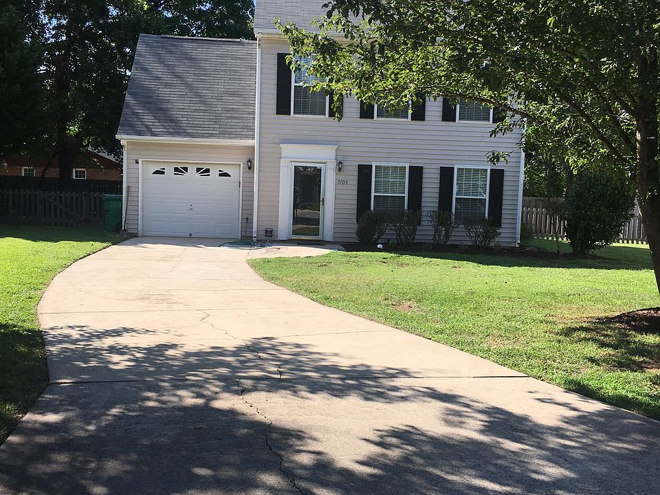 1st image of 3703 Queenswood Ln