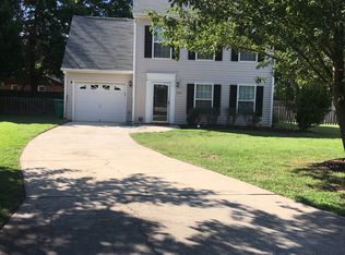 3703 Queenswood Ln, Jamestown, NC 27282