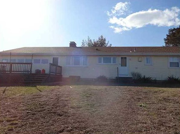 2nd image of 3100 Tower Hill Rd