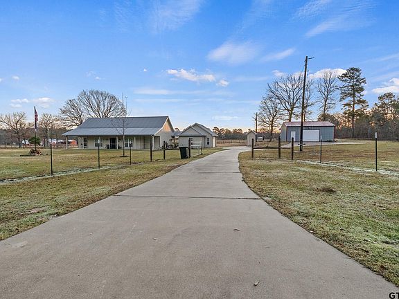 2nd image of 9810 N County Road 2142