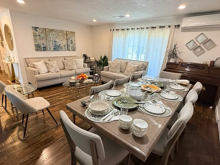 41 Katie Ct — Photo 1