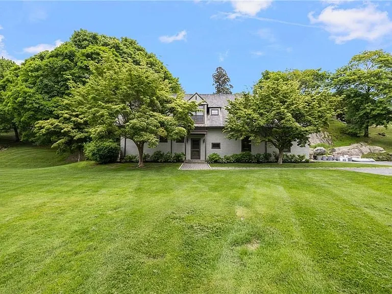 33 Beacon Hill Rd — Photo 30