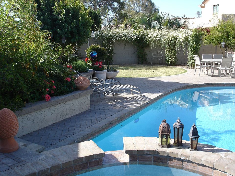 heated salt spa and pool