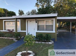 704 W 6th St, Riviera Beach, FL 33404