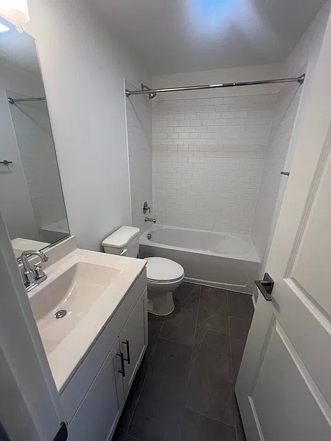 4 bed, 3.5 bath, 2008 sqft, $2,895 — Photo 4