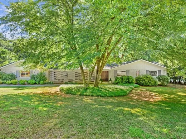 5255 Mount Vernon Pkwy, Sandy Springs, GA 30327