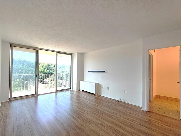 2nd image of 1225 Martha Custis Dr APT 805