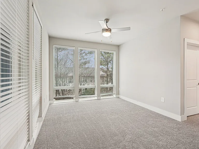 915 Glenwood Apartments on the Beltline — Photo 23