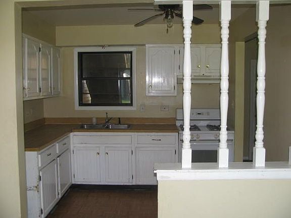 5th image of 4162 192nd Ct #235