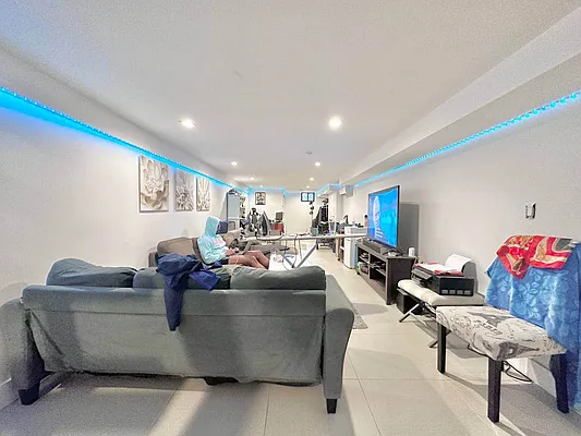 Rented by Doorway NYC, LLC | media 31