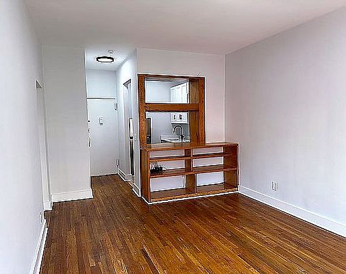 1st image of 418 E 77th St APT 4B