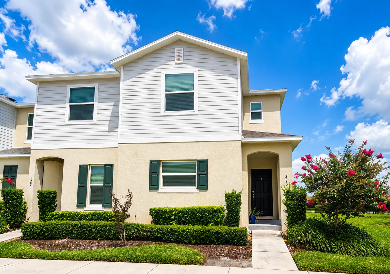 Beautiful Corner-Unit Townhome in a Gated Community! — Photo 1