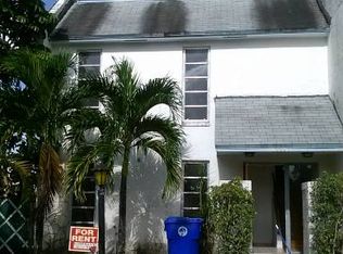 1229 Seaview Dr, Pompano Beach, FL 33068