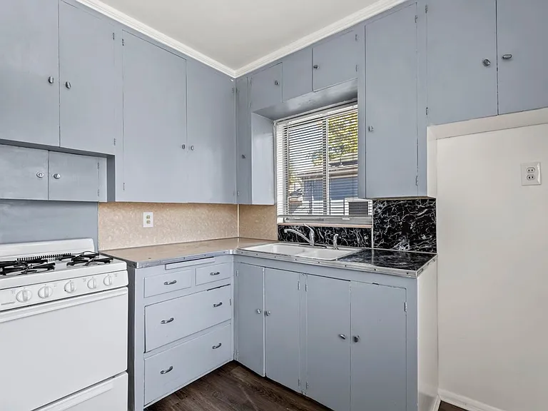 76 W Apricot Ave #2 — Photo 14