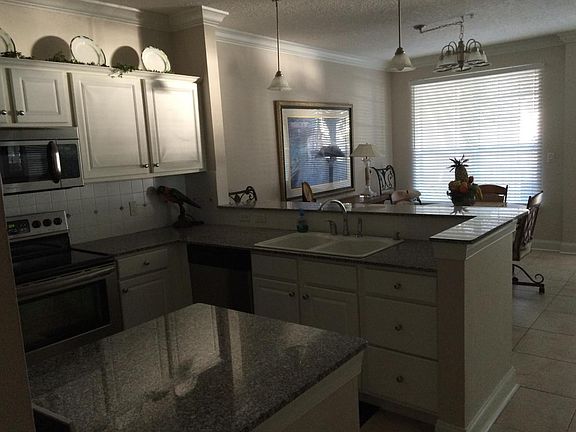 4th image of 159 Brooks St #106