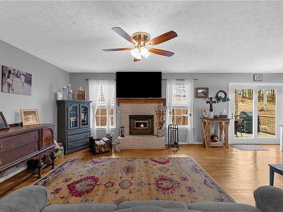 5th image of 6124 Clyde Conner Rd