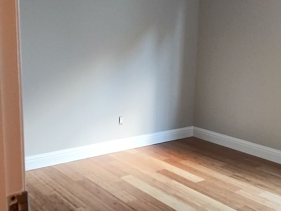 5th image of 372 Euclid Ave Unit 110