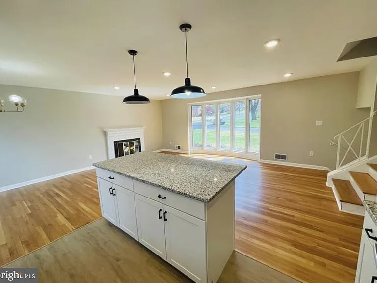 6810 Fern Ln — Photo 10