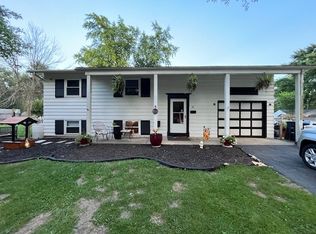 19 Wyndham Dr, Montgomery, IL 60538