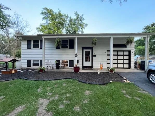 19 Wyndham Dr, Montgomery, IL 60538