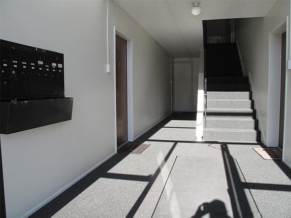 3rd image of 10117 Sakura Dr APT F