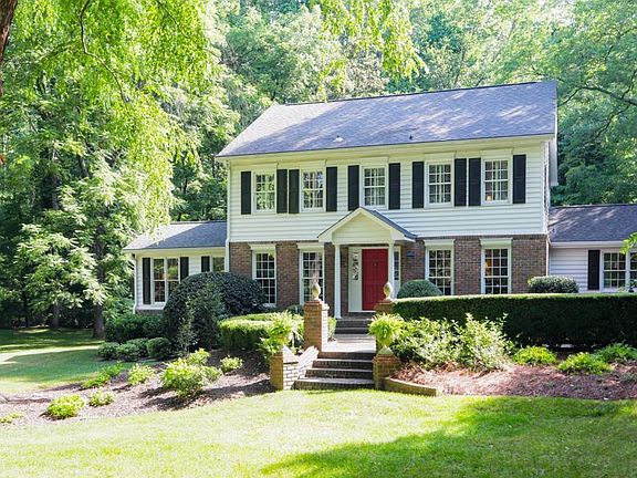 4th image of 438 Saint Marys Ln