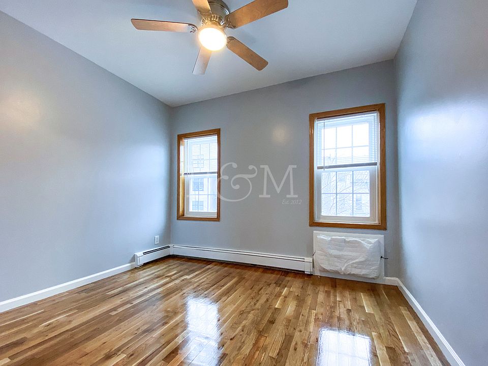 1st image of 56 Eckford St #3
