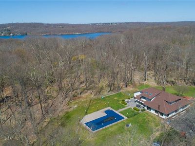 1099 E Mombasha Road, Monroe, NY, 10950