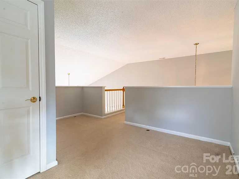 6138 Garamond Ct — Photo 20