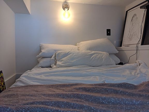 4th image of 43 W 16th St APT 7B
