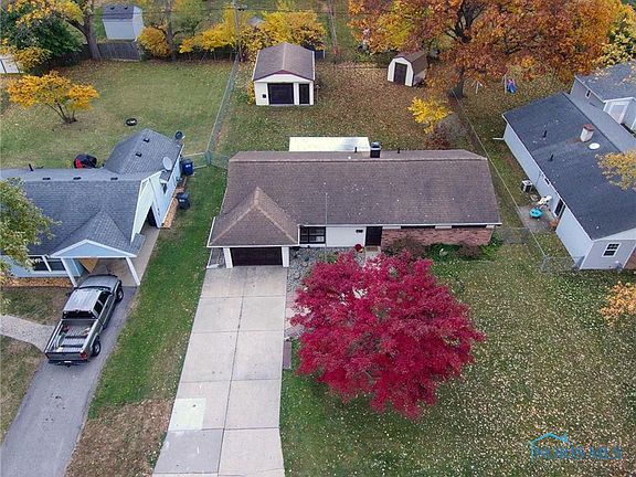 2nd image of 5916 Benalex Dr