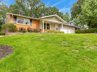 9 Colgate Cir, O'Fallon, MO 63366