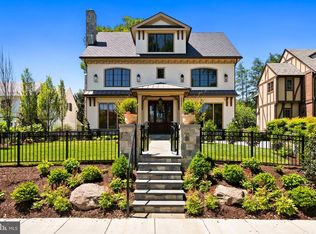 3022 44th Pl NW, Washington, DC 20016