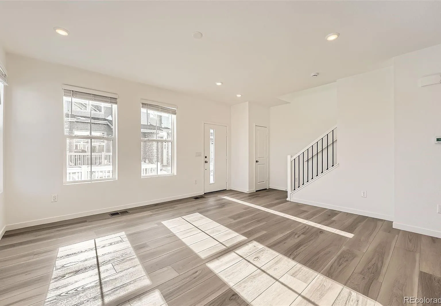 3 bed, 2.5 bath, 1489 sqft, $2,900 — Photo 4