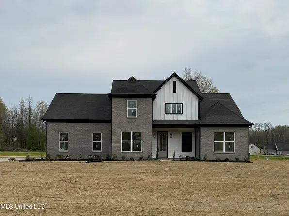 144 Centerline Roper Loop, Byhalia, MS 38611