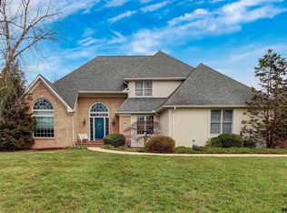 1380 Briargate Dr, York, PA