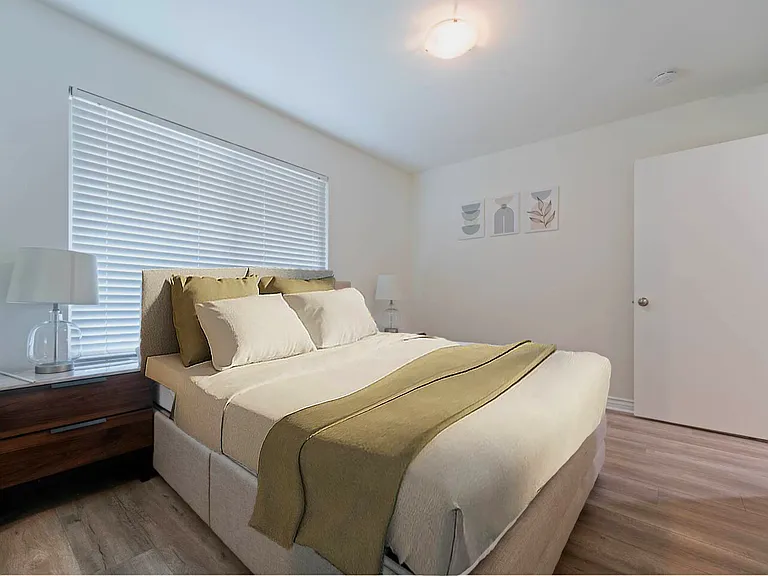 6630 Elmhurst Dr — Photo 10