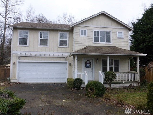 1st image of 1210 Hawthorne Pl
