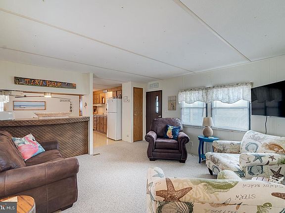 3rd image of 38052 Rabbit Rd