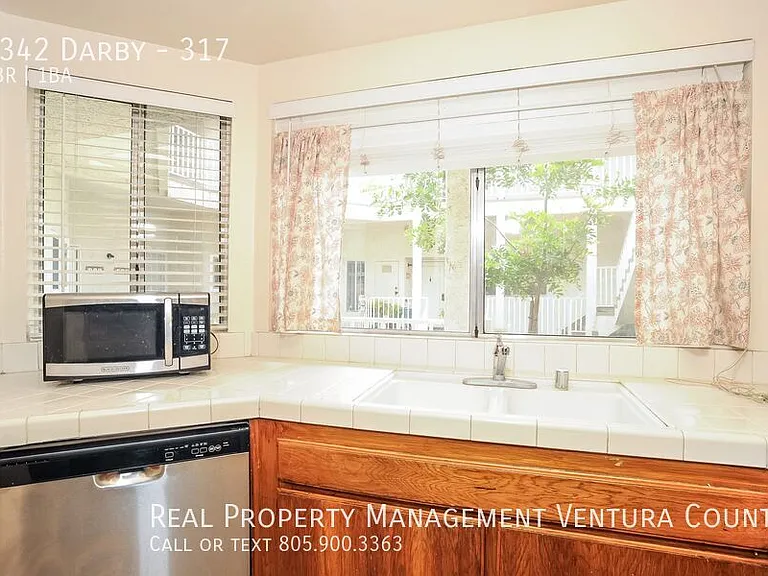 3342 Darby St #317 — Photo 12
